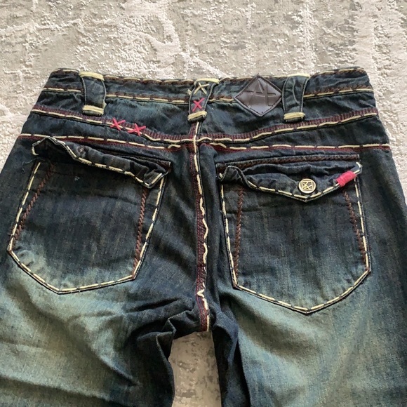 Men’s Apricot Tree Jeans - Picture 4 of 4